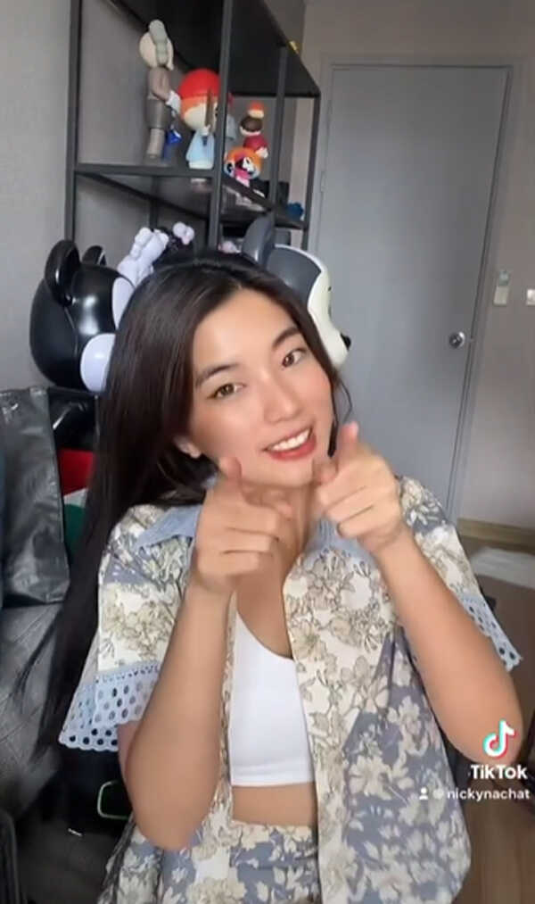 ก้อย อรัชพร