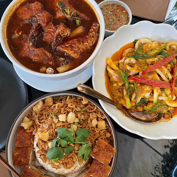 ร้านอาหารและคาเฟ่ google trends 2023 ร้านตักตวง