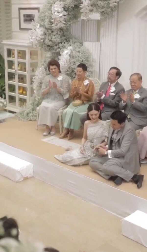 งานแต่ง เดียร์ ปริษา