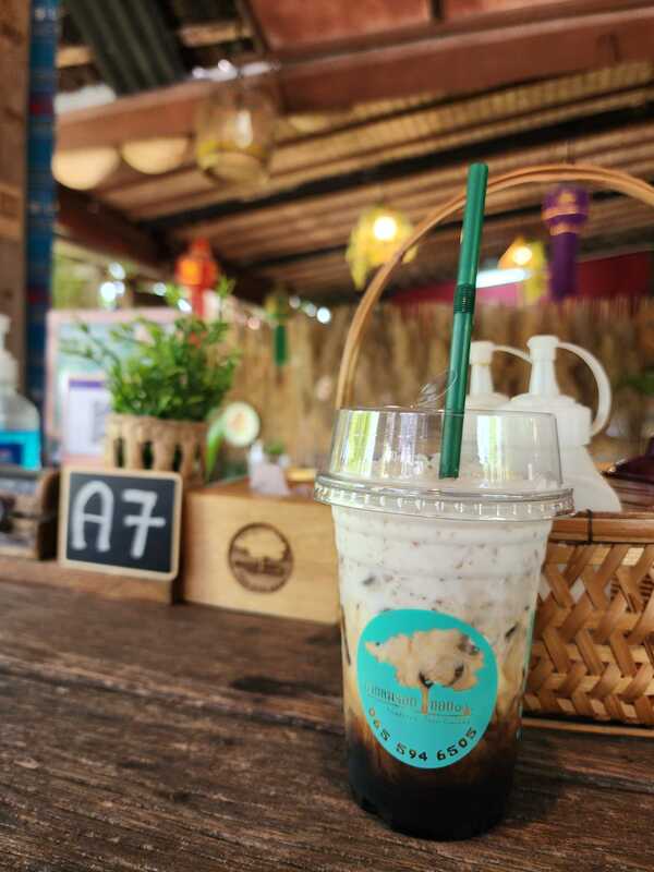 ร้านอาหารเหนือสายลมจอย ซอย๑