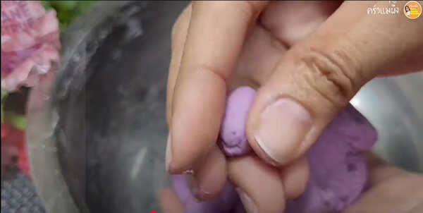 บัวลอยดอกไม้สีสวยจากธรรมชาติ วิธีทำ