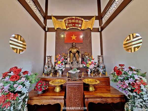 ที่เที่ยวนครพนม อนุสรณ์สถานประธานโฮจิมินห์