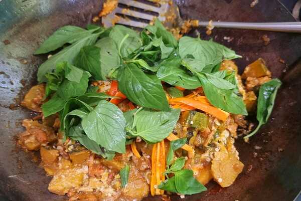 ฟักทองผัดไข่