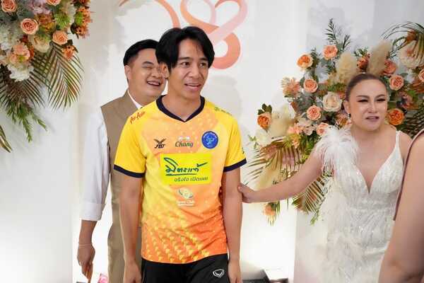  ก้อง ห้วยไร่