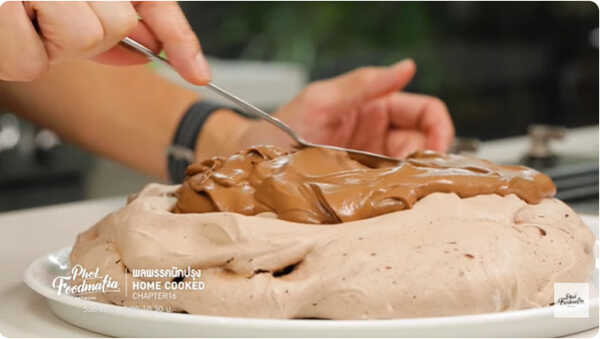 ครันชี่ช็อกโกแลตพัฟโลวา เค้กช็อกโกแลต สูตรขนม