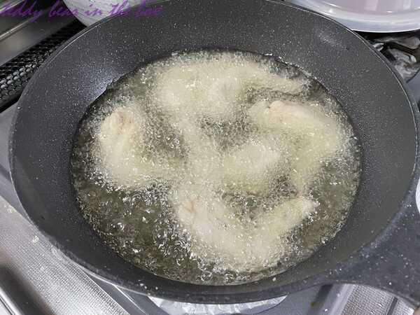 ปีกไก่ทอด