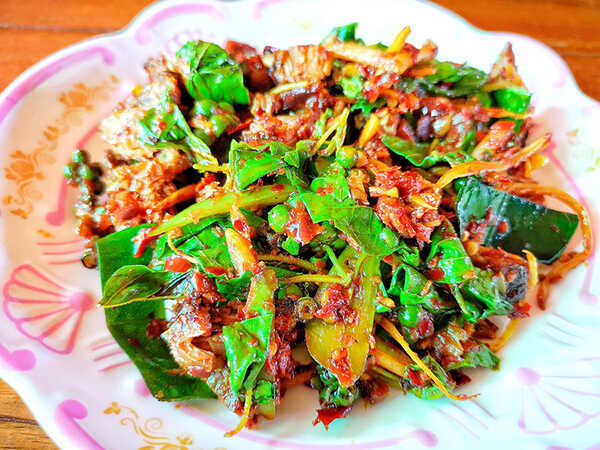 ร้านอาหารและคาเฟ่ google trends 2023 ร้านลองดูได้