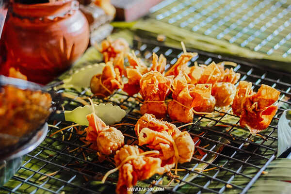 ขบวนรถ KIHA 183 เที่ยวฉะเชิงเทรา