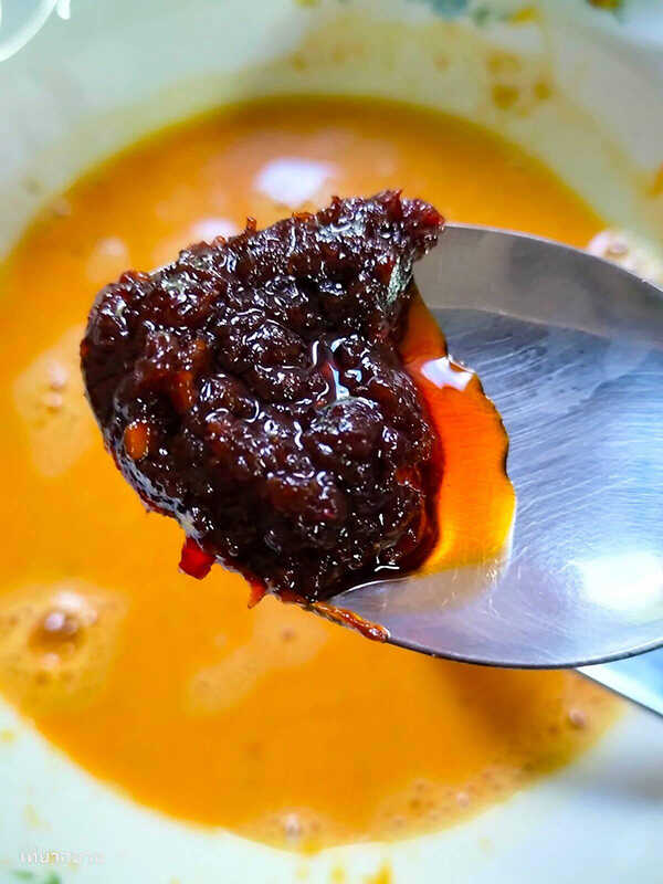 เต้าหู้ไข่ผัดผงกะหรี่ใส่เห็ดหอม เมนูเต้าหู้ไข่ อาหารไทย สูตรอาหาร