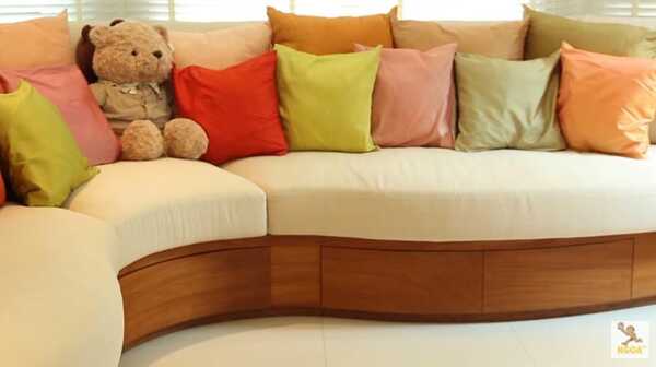 บ้านกิ๊ฟ วรรธนะ