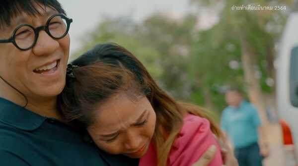 โน้ส อุดม ช่วยโรงเรียนชนบท