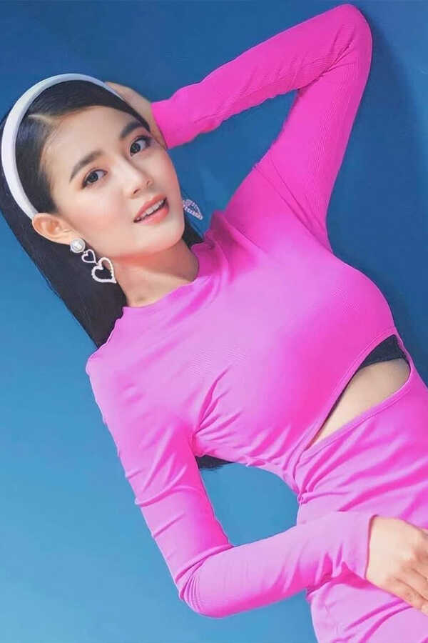 ลำไย ไหทองคำ ประวัติ