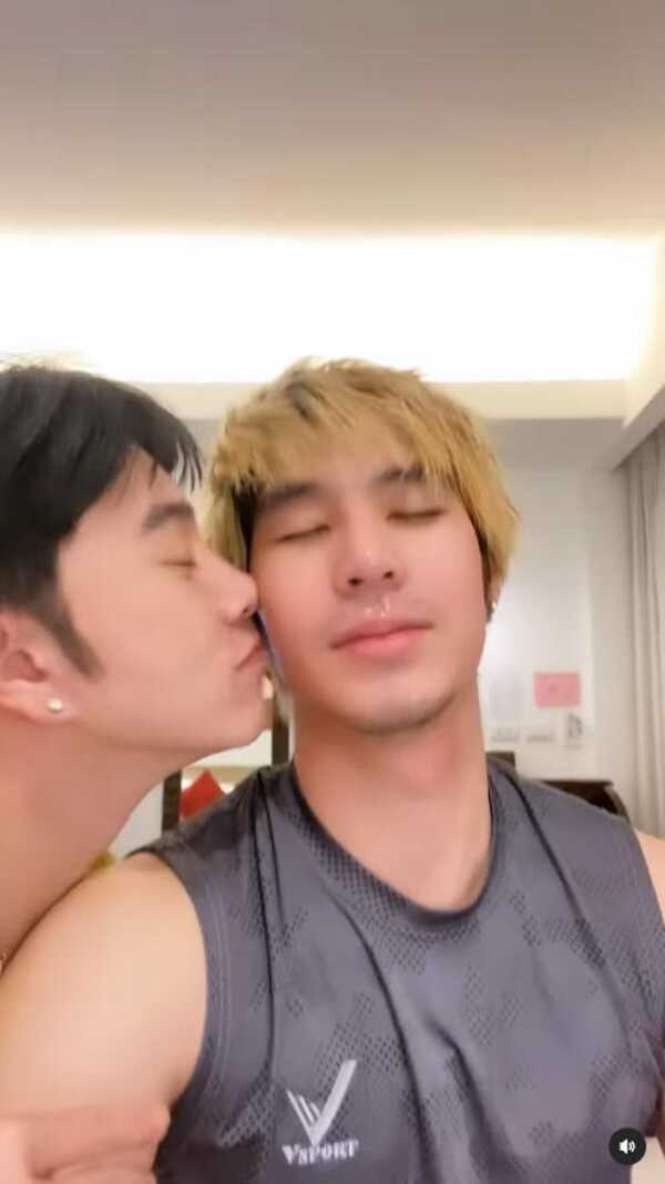 น้องฉัตร ช่างแต่งหน้า