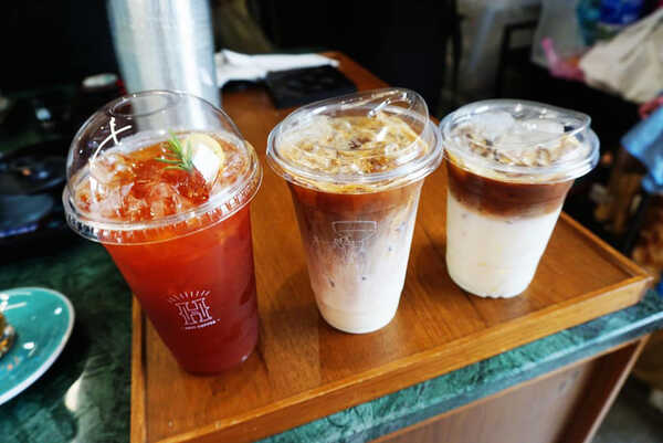 Hey! Coffee สาขาวัชรพล คาเฟ่สุขาภิบาล 5