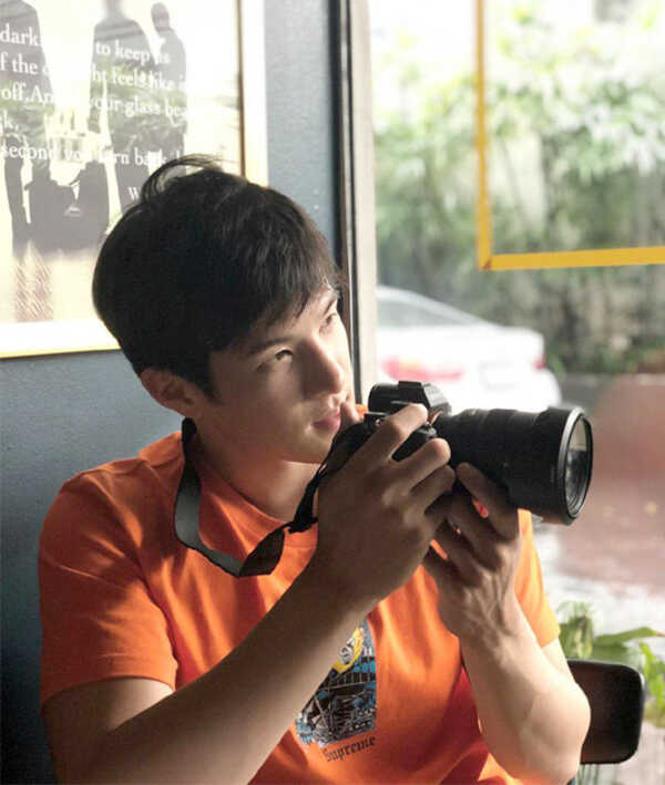 เจมส์ มาร์