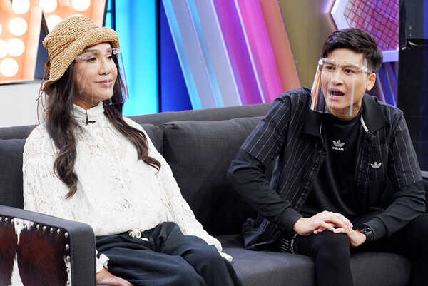 มัม ลาโคนิค