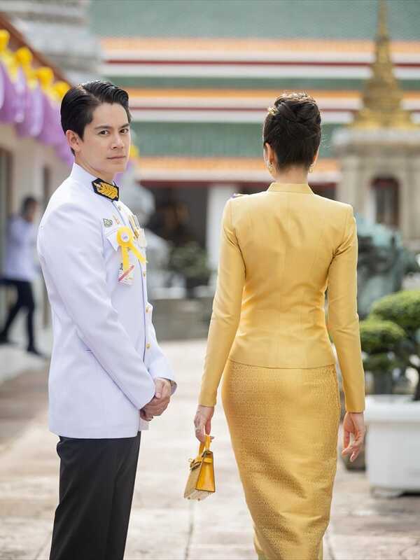  ศรีริต้า เจนเซ่น กรณ์ ณรงค์เดช ร่วมงานพระกฐินหลวง
