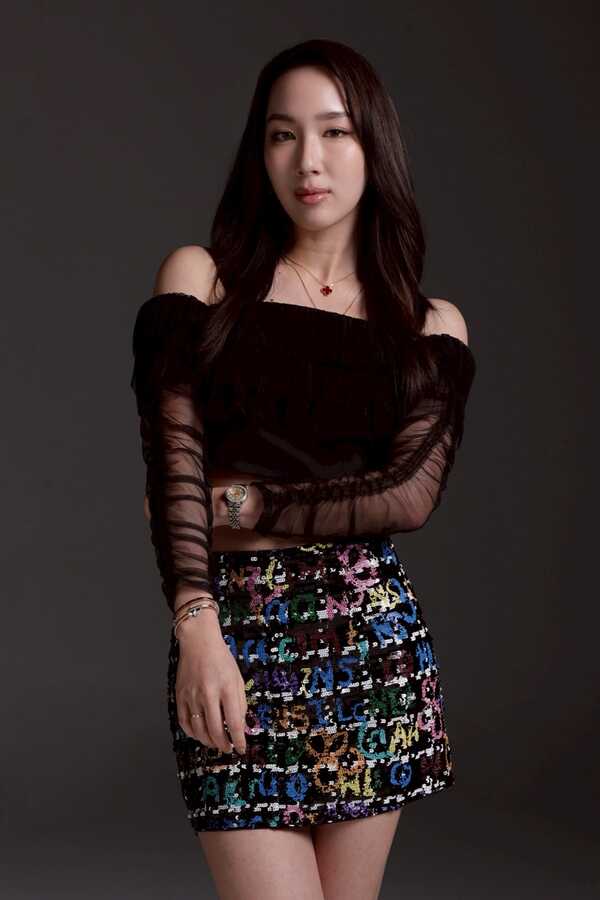 น้องสาวหายนะ Hide & Sis นักแสดง