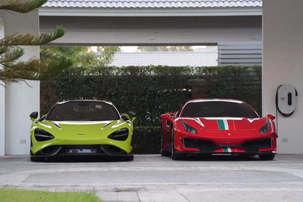 แยม ธมลพรรณ์