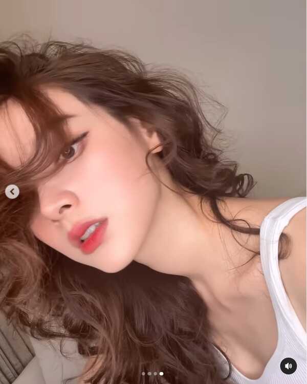 ใบเฟิร์น พิมพ์ชนก