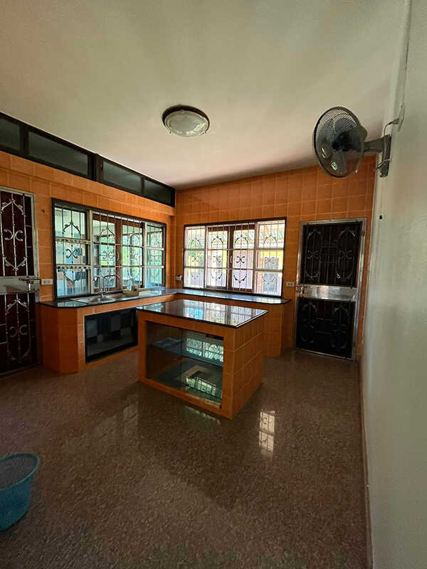 ห้องครัวกลาง ที่พักริมน้ำนครนายก สวนสมพร นครนายก