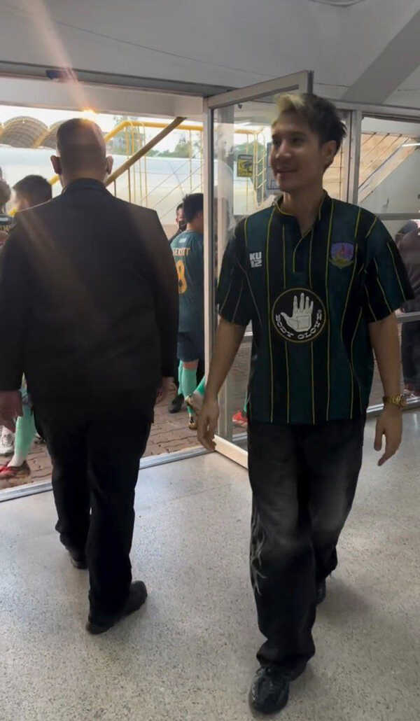 ปอนด์ P HOT ลงคลิปกอด โตโน่ 