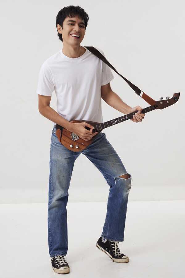 นั่งเล 5 line up