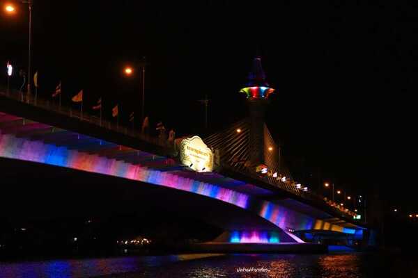 นั่งเรือคลองอ้อมนนท์