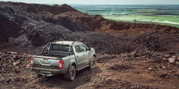 nissan navara