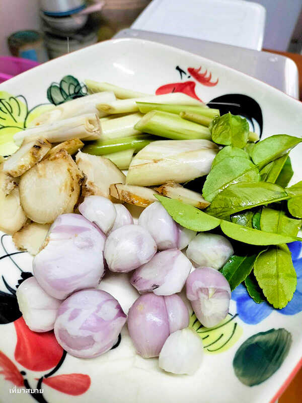 ต้มยำไก่ย่างใบกะเพรา เมนูต้มยำ เมนูไก่ย่าง สูตรอาหาร