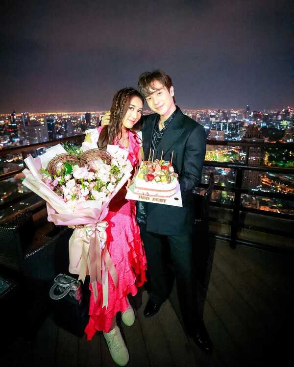 ภาพจาก Instagram bestkamsing
