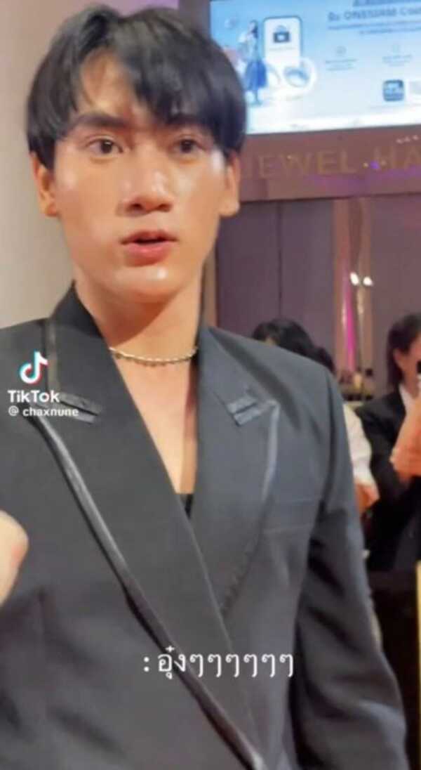 ดาราหนุ่มเป็นงง ท่าอุ๋งคืออะไร ก่อนเป็นไวรัลเพราะคำที่ใช้ถาม... Google Thailand ยังแชร์ !