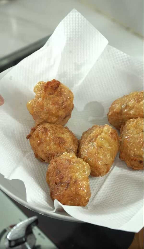ไก่จ๊อ