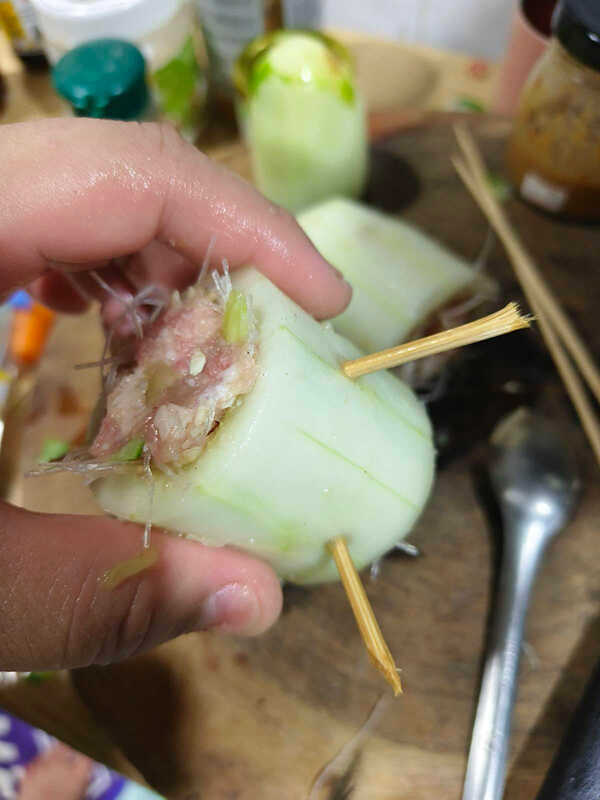 แตงกวายัดไส้ เมนูต้มจืด แกงจืดแตงกวายัดไส้หมูสับ สูตรอาหาร