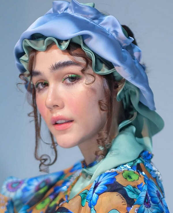 ชมพู่ อารยา