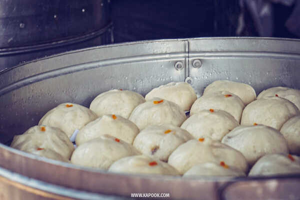 ตลาดหัวรอ อยุธยา