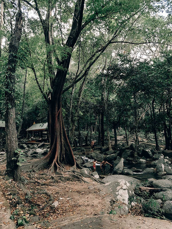 อุทยานแห่งชาติน้ำตกทรายขาว