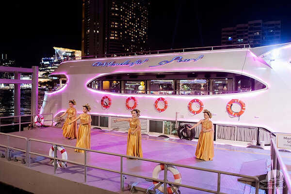ล่องเรือเจ้าพระยา