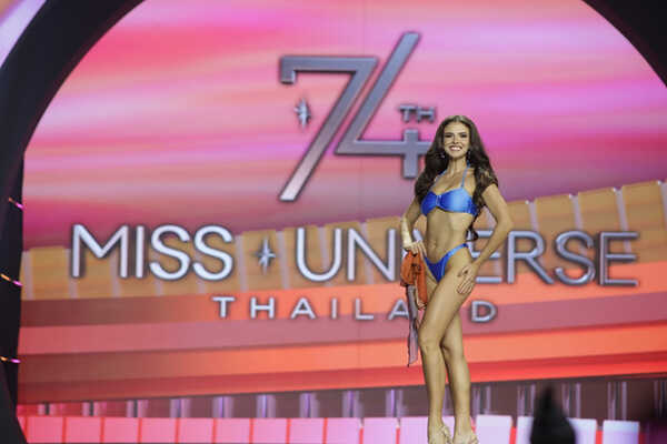 ชุดว่ายน้ำรอบพรีลิมฯ Miss Universe 2025