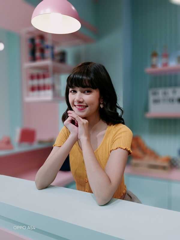 OPPO A54