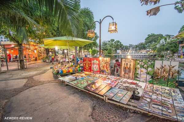 ตลาดต้นตาล ขอนแก่น