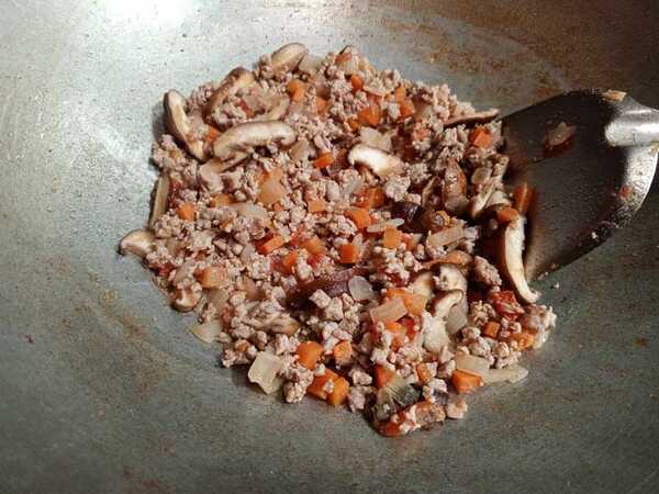 วิธีผัดไส้