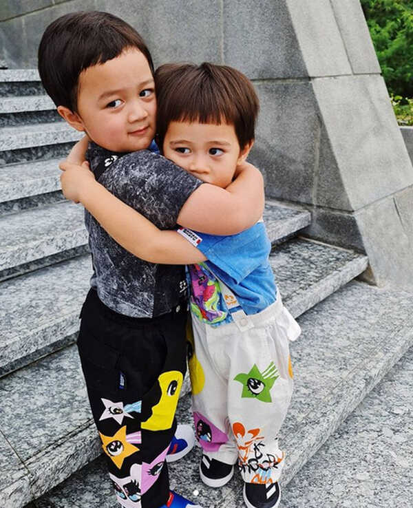 ลูกดารา