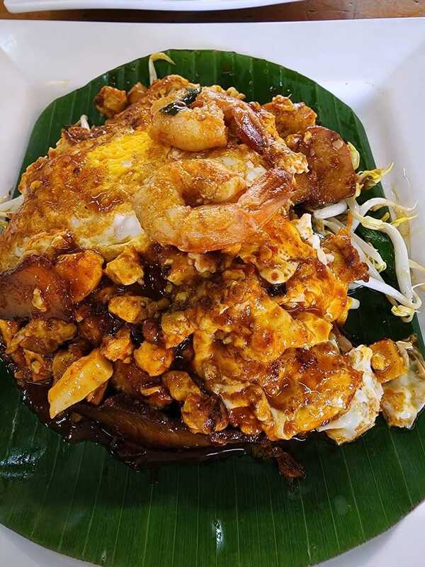 ผัดไทยพานหิน จ.ภูเก็ต