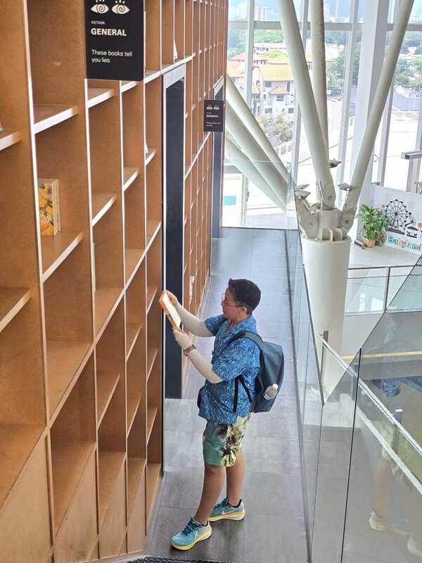 BookXcess ร้านหนังสือปีนัง