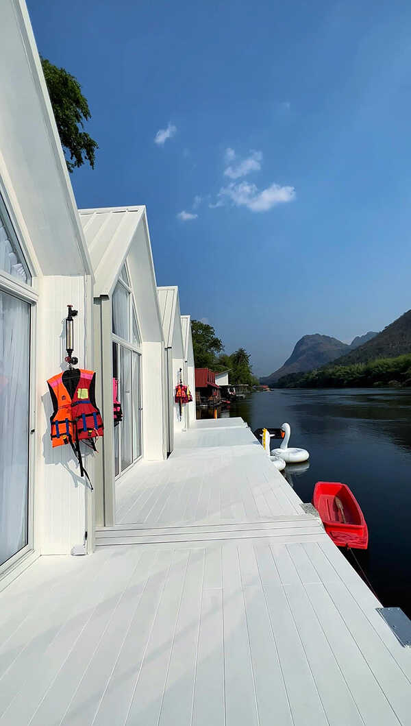 RaftDara Erawan ที่พักกาญจนบุรีริมน้ำ