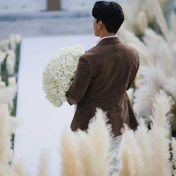 ภูผา นพวิชญ์