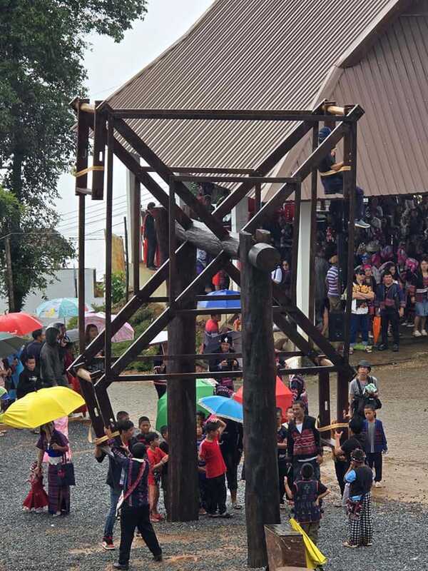 ประเพณีโล้ชิงช้า