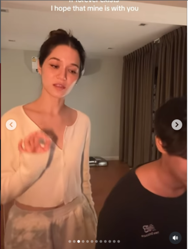  วี วิโอเลต โพสต์คลิปโชว์ร้องสดรัว ๆ 