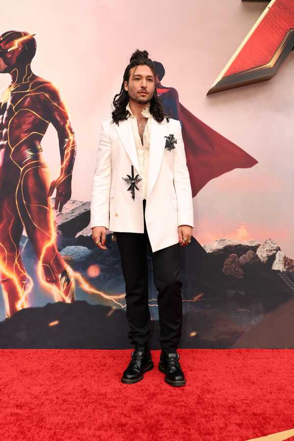 เอซรา มิลเลอร์